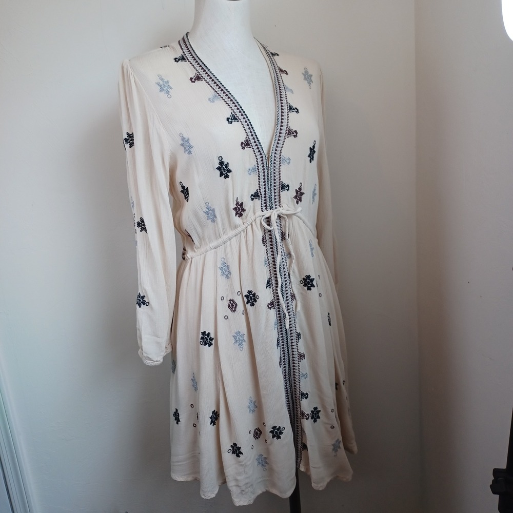 Free People Embroidered Gauze Mini Dress Cream Boho V-Neck Long Sleeve Womens M - Picture 11 of 14